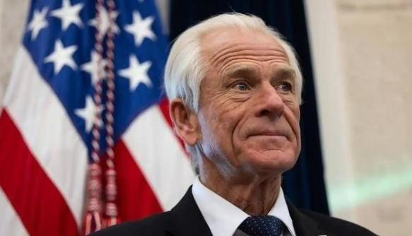 “美国正在从全球领导者变成一个‘流氓国家’，而这一切背后的关键人物就是纳瓦罗！”