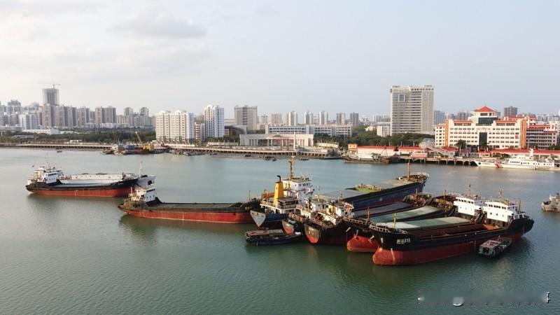 家人们注意啦！重大消息来袭！2025年12月18日海南全岛封关。封关后福利大幅升