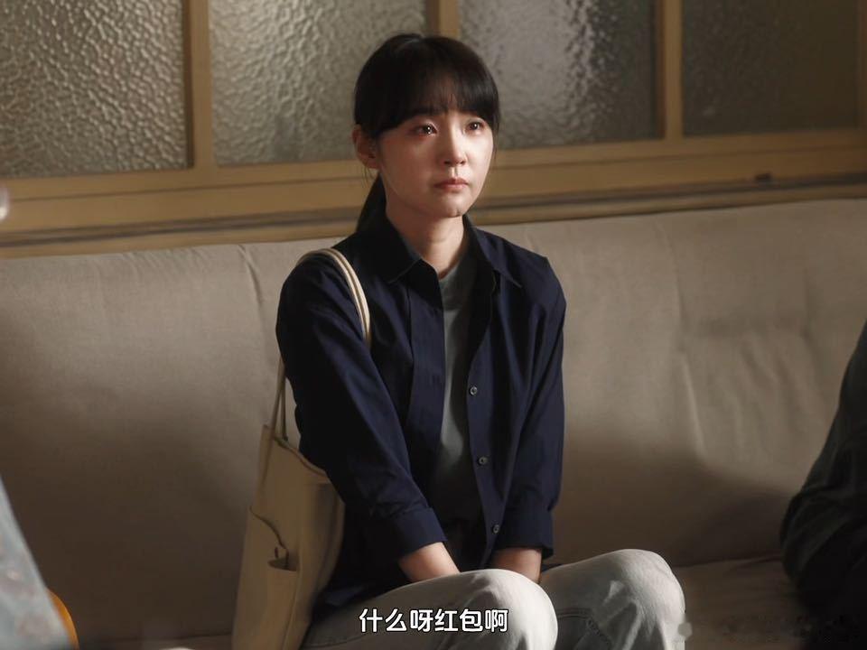 张佳宁的魅力在于她的专业与投入，无论是戏剧的高潮还是温情的瞬间，她总能准确把握角