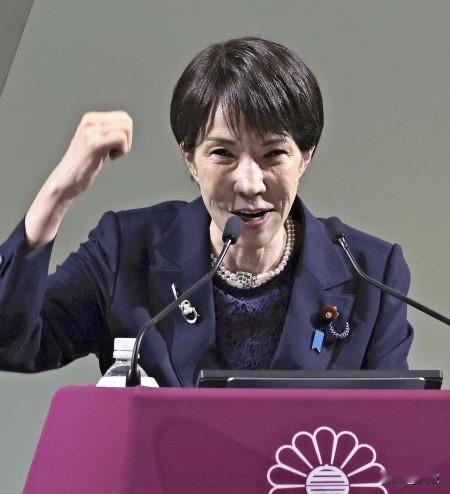 高市早苗的报应来了！
 
日媒披露的这组数据非常有意思：支持率暴跌5个百分点，直