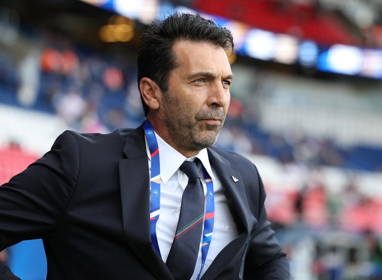 【布冯：阿莱格里能保证实现目标 我只记得那个叫奥利弗的裁判】

布冯：“尤文图斯