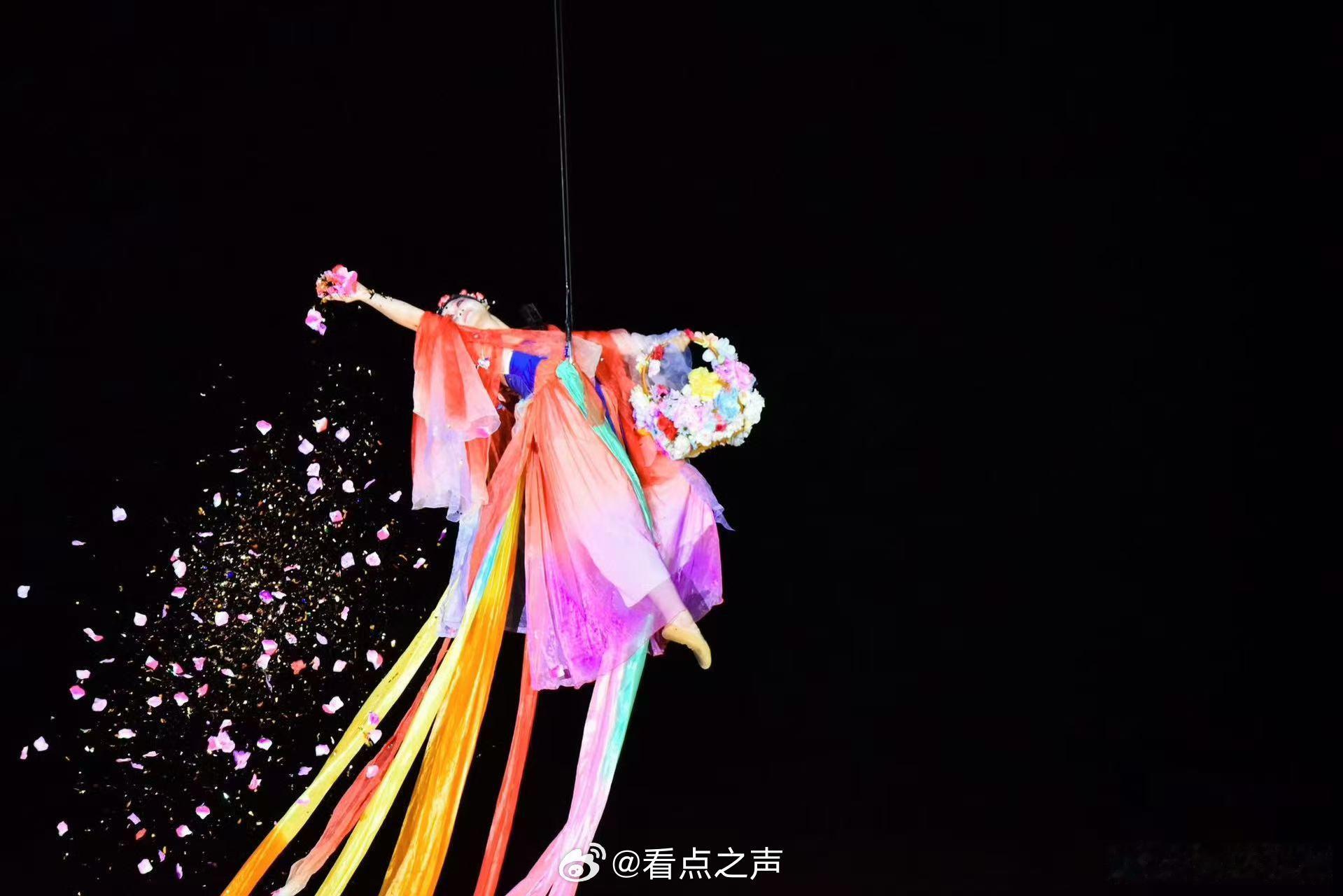 【重庆梁平的金秋时节不容错过】近日，重庆。这个双节总要来趟重庆梁平吧？在人文烟火