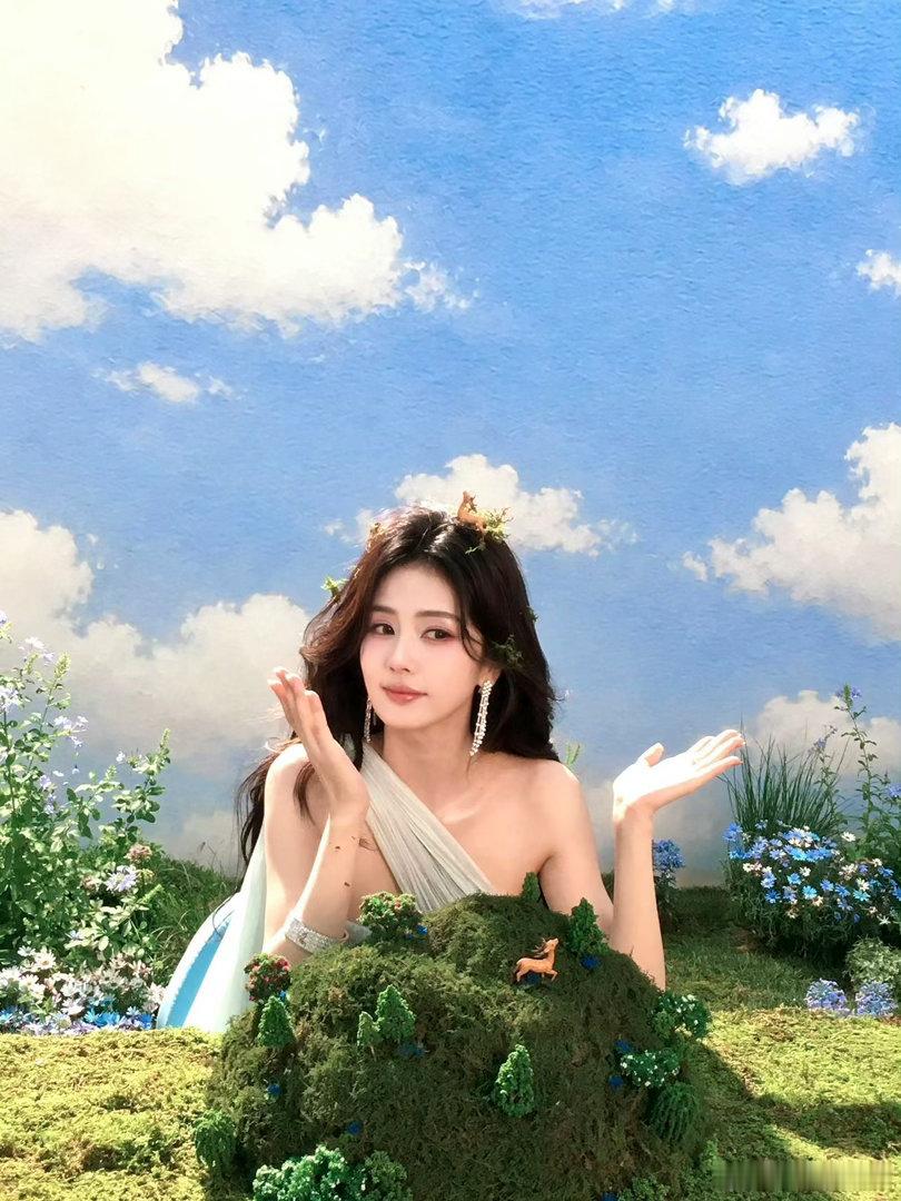 白鹿清唱底片白鹿你终于原谅现偶了白鹿开机现场和粉丝大合唱《底片》，这谁能不心动啊