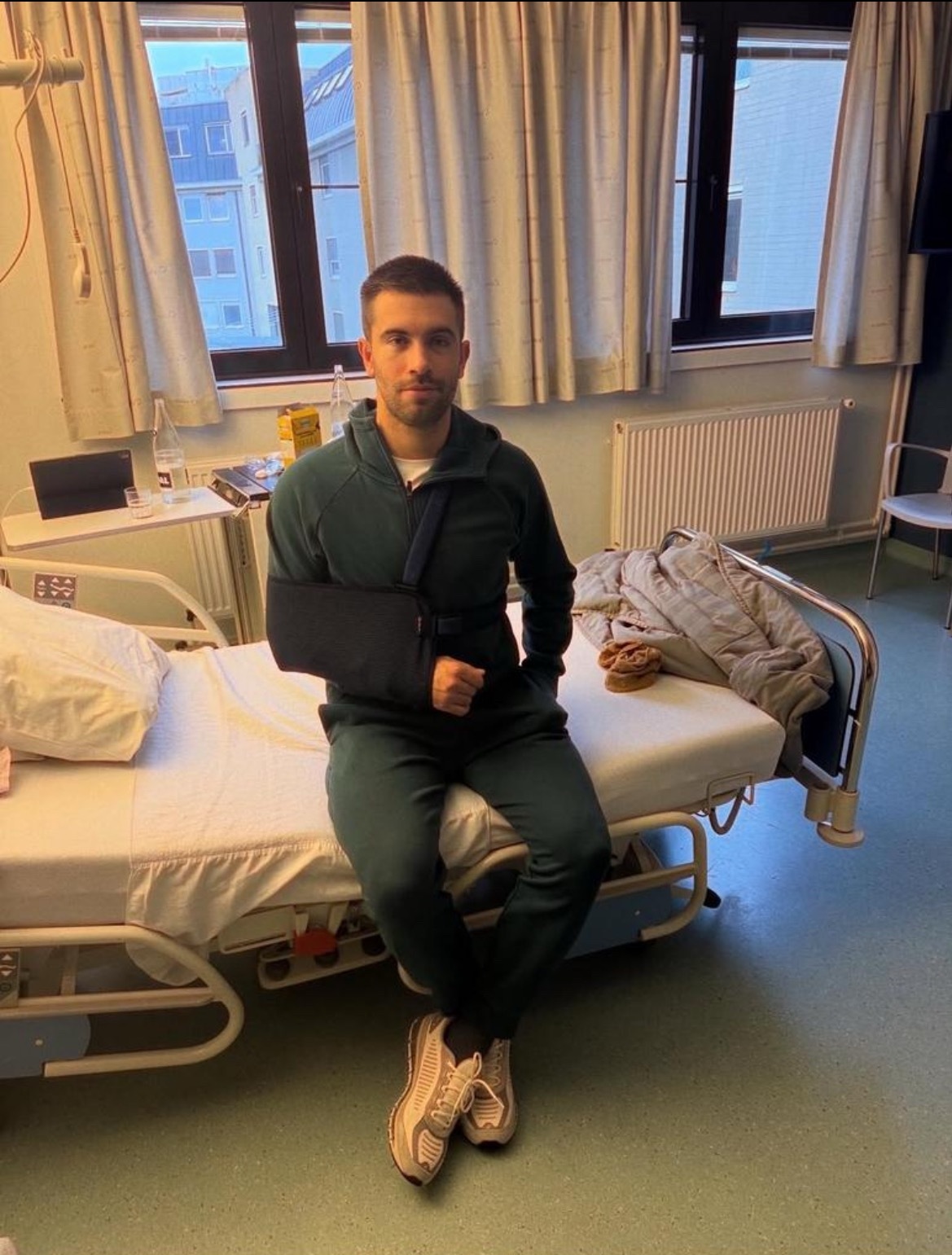 网球talking大会 丘里奇接受了右肩手术，恢复良好，发文感谢医院和大家的支持