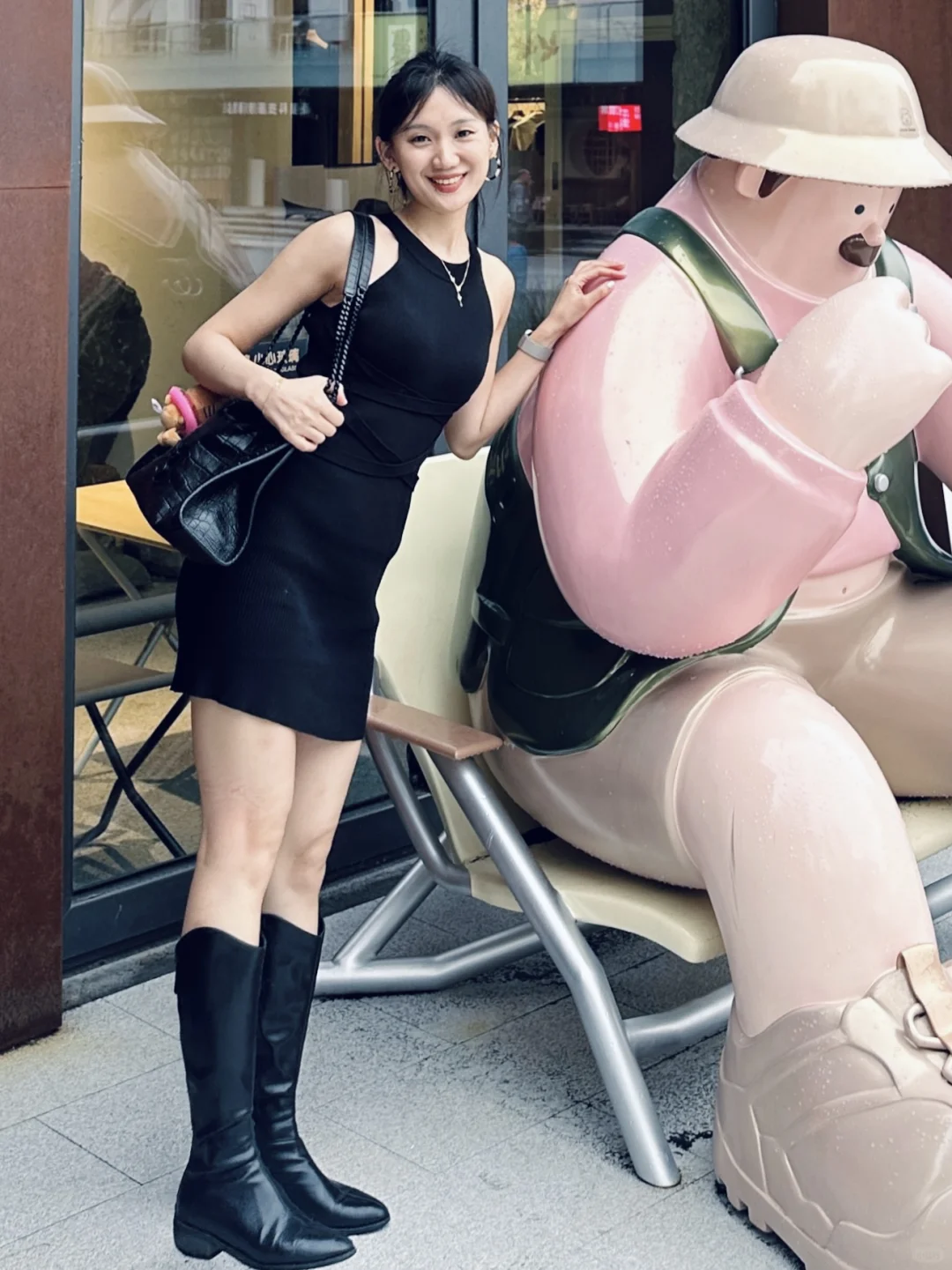 OOTD｜笑嘻嘻，再上一天班就休假啦♨️