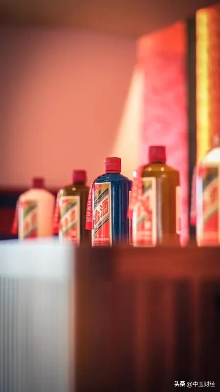 茅台酒还有多少升值空间? 说实在的，作为一种白酒而言，茅台酒虽然在业内著名，但是