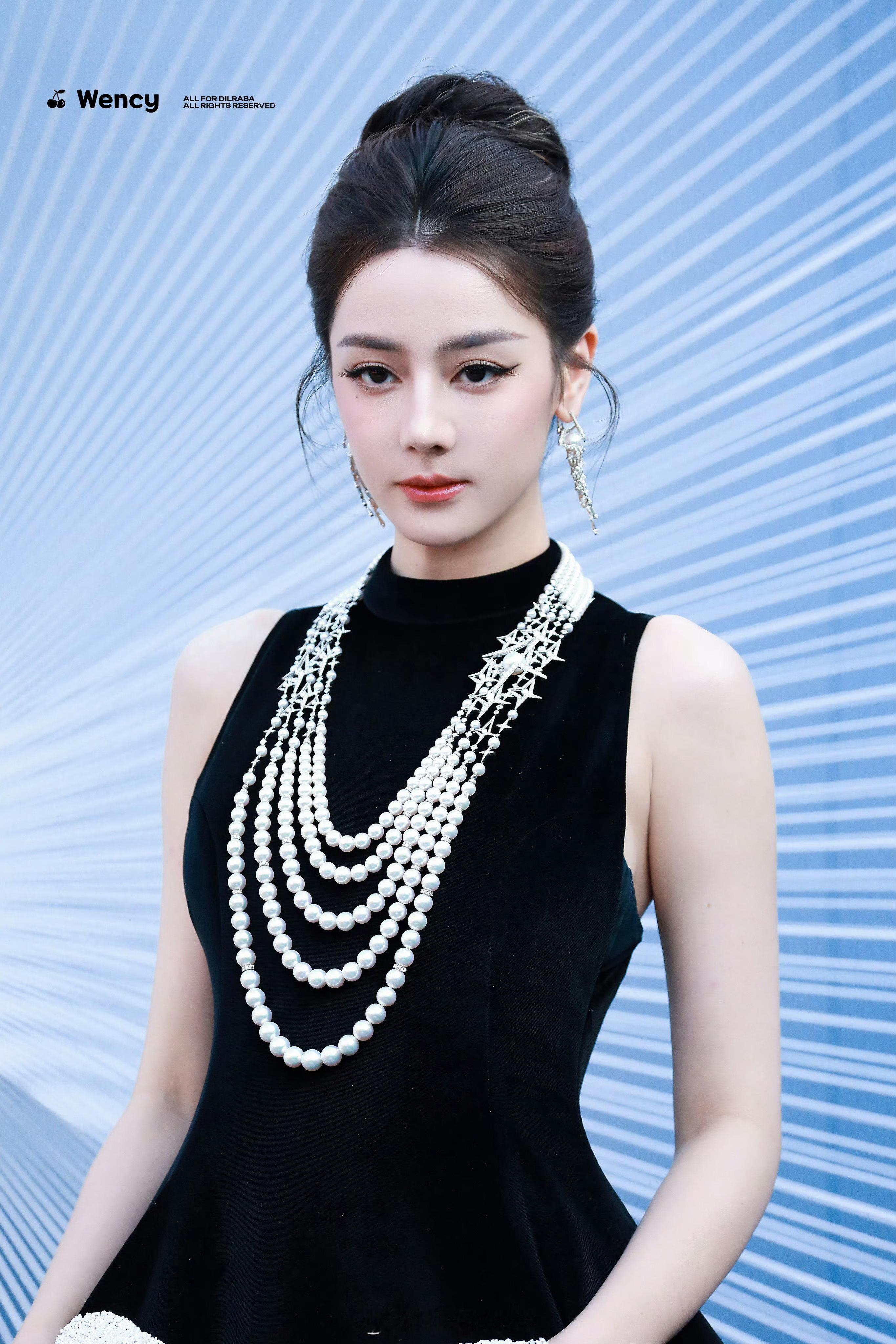 迪丽热巴宋威龙生图很权威啊 女神好美 