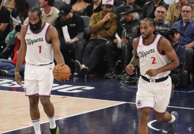 12月6日讯 今天结束的一场NBA常规赛，快船98比107不敌灰熊。此战之后，快