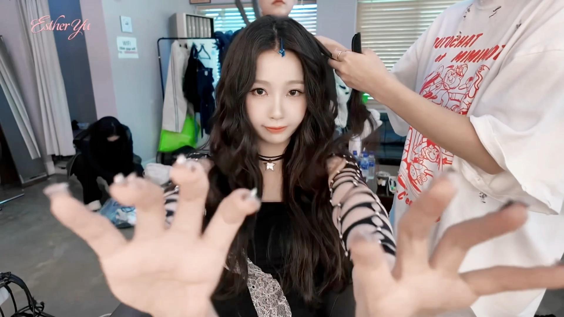 漂亮猫猫虞书欣🤲🏻✨ 