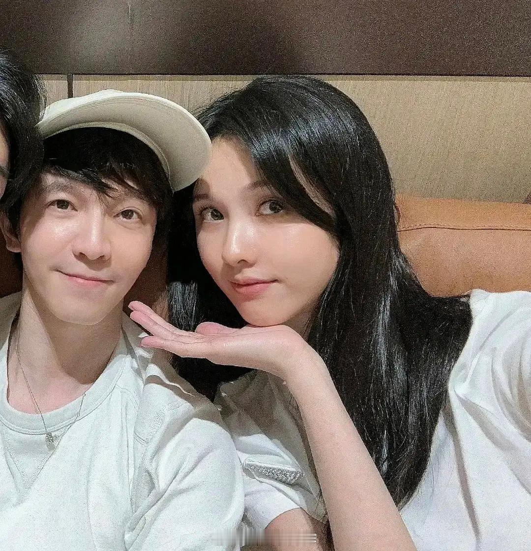 这居然是陈都灵？？ ​​​