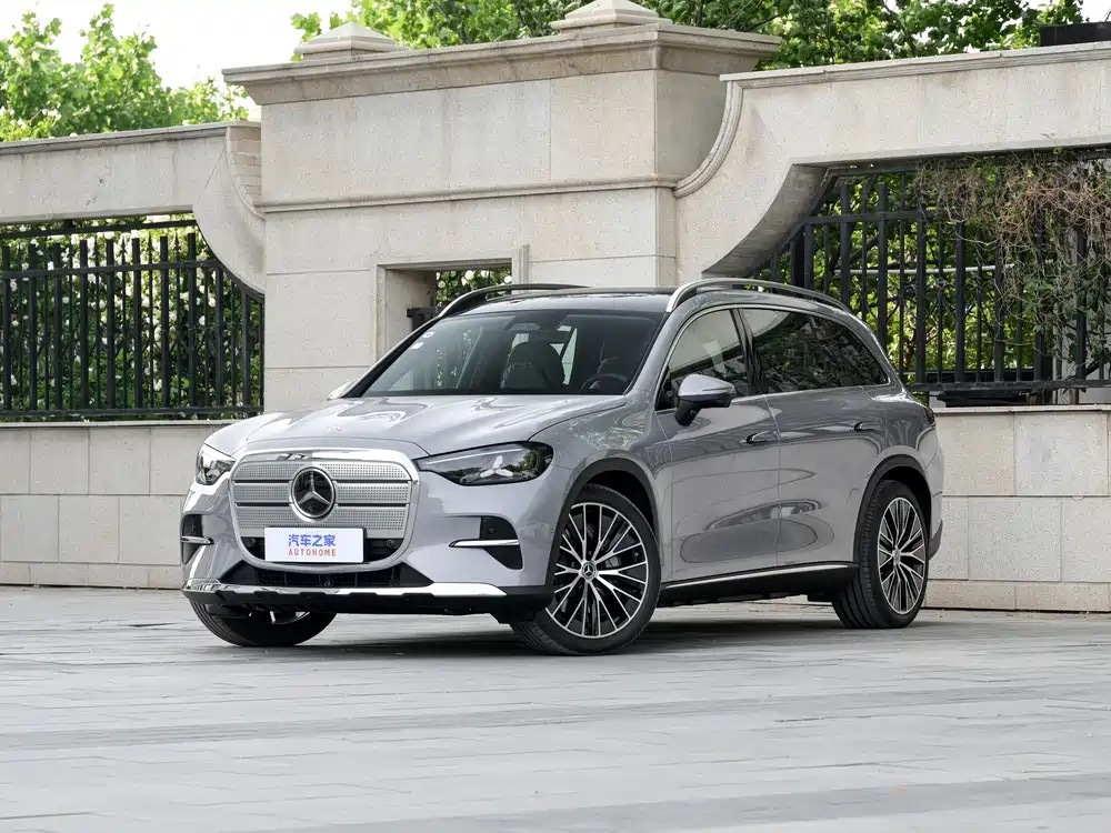 奔驰纯电GLC鎏金典藏版2026年8月上新，定位豪华中型纯电SUV。整车尺寸48