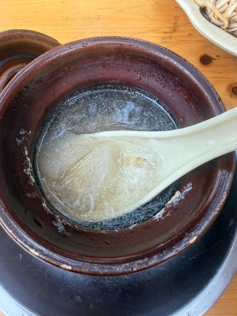 雪梨瘦肉汤 混沌拌粉 吃的有点多