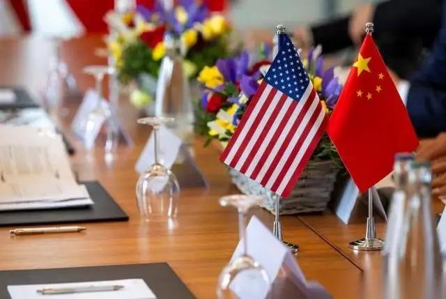 中美经贸搓商又在法国巴黎进行了，中方应该向美方阐明，无论中美达成什么协议，如果美