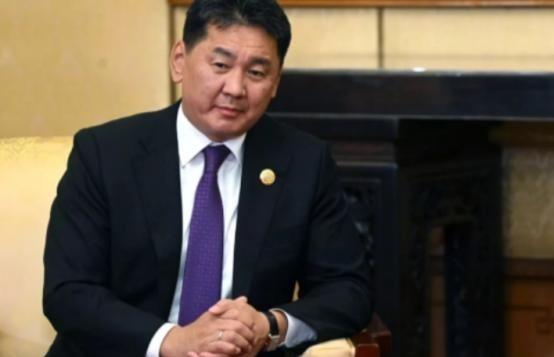 上午8点签字，上午10点灭国！蒙古国敢加入北约？蒙古国如果敢碰北约，中俄甚至不需