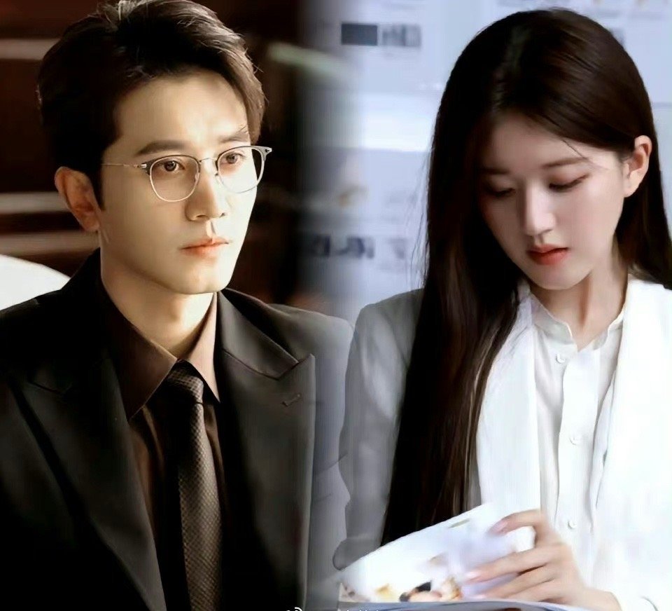 赵露思刚和陈伟霆合作完又和彭冠英合作了，她最近怎么这么喜欢和大叔合作？ ​​​