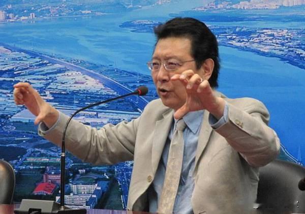 赵少康为什么缺席凯道抗议活动？

1，7月25日除了凯道抗议活动之外，同时还是国