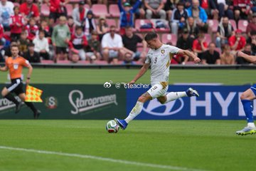 001一鸡三吃，韩国只是亚洲伪强队？芳向：韩国开球：韩国风速：3⚽️笔芬：21 