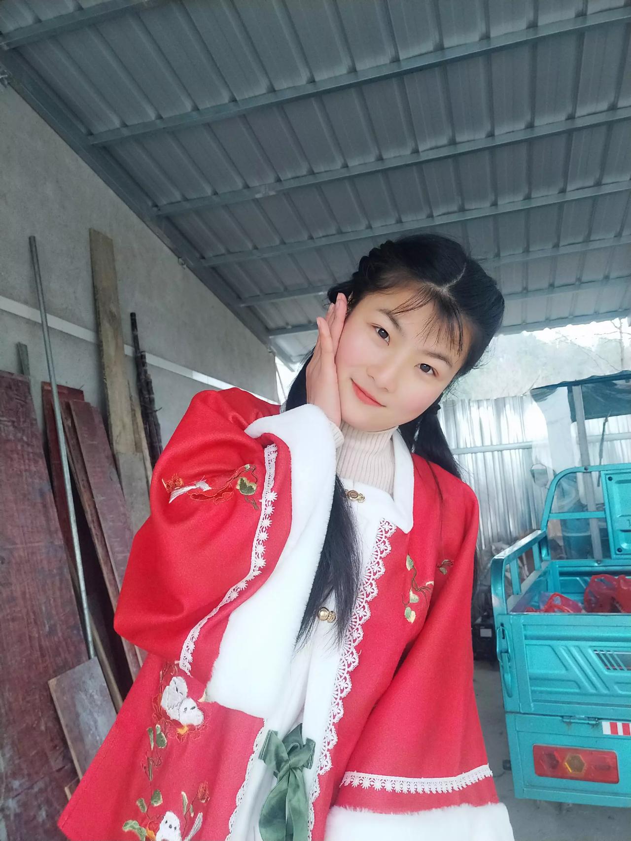 大家都回来过年了吗？明天吃年夜饭了哦。