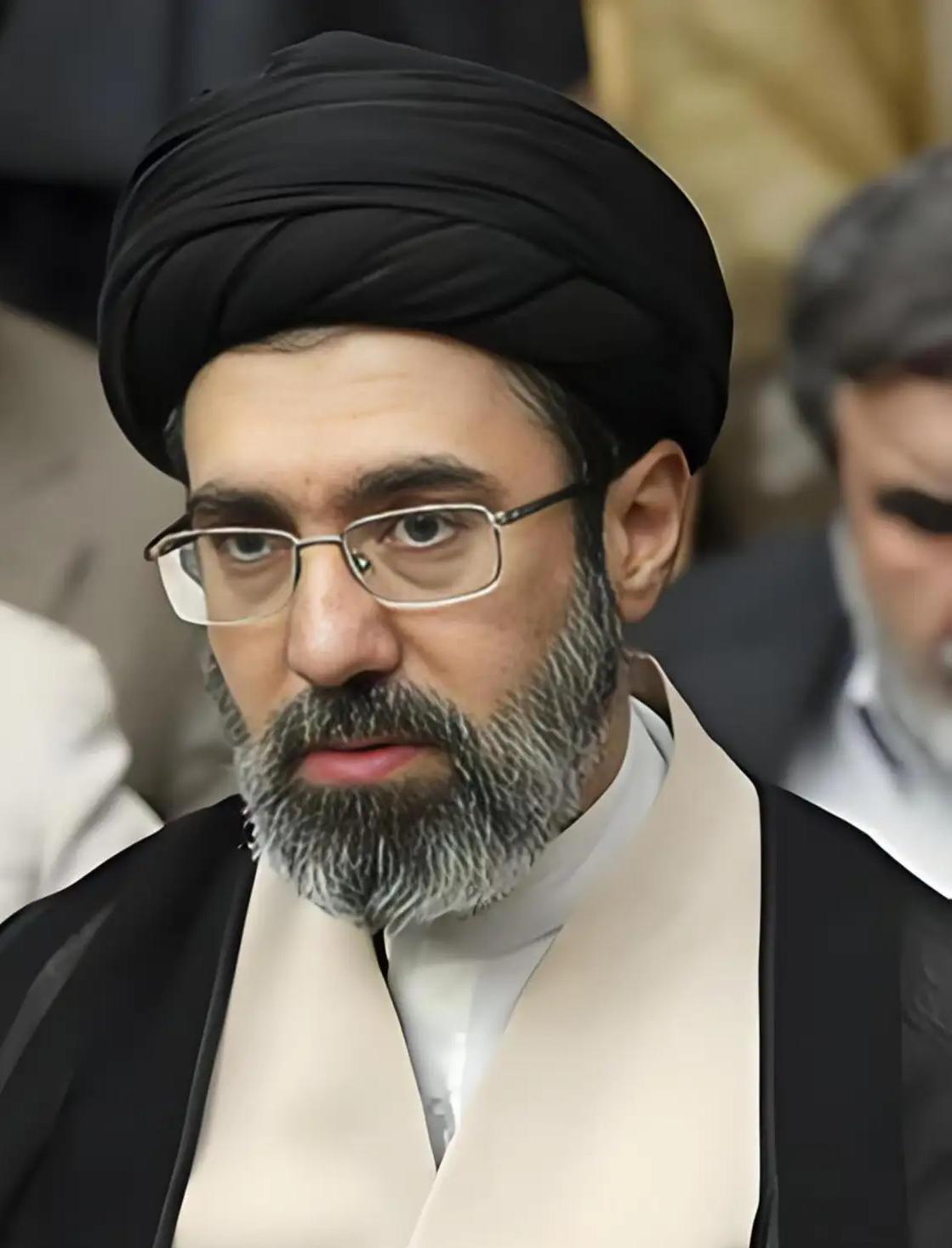 伊朗官宣新任最高领袖！
3月9日，伊朗专家会议正式宣布，已故最高领袖哈梅内伊的次