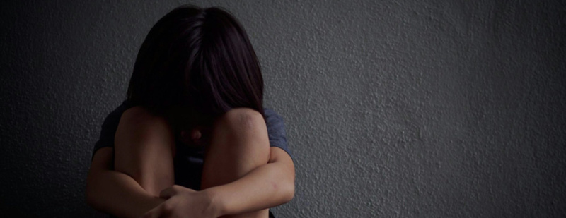 【#邯郸一中学党委书记涉嫌性侵15岁女生# 】据中国新闻周刊报道。李婷（化名）怎