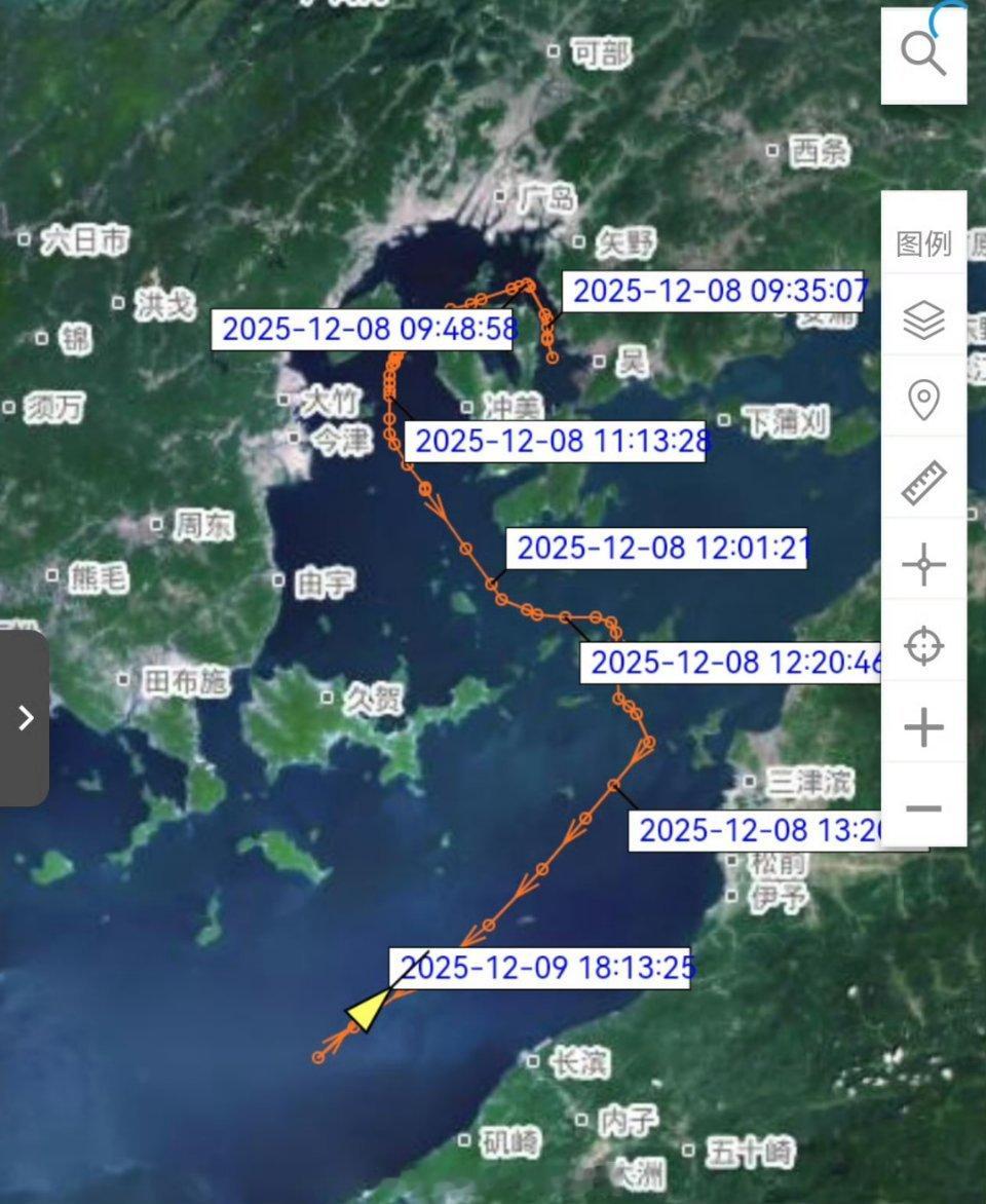 小日子的加贺号准航母掉头逃回吴港了。小日子怂了，有本事跟我们打啊。 