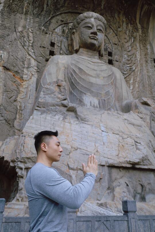 千年卢舍那 一窟一世界
