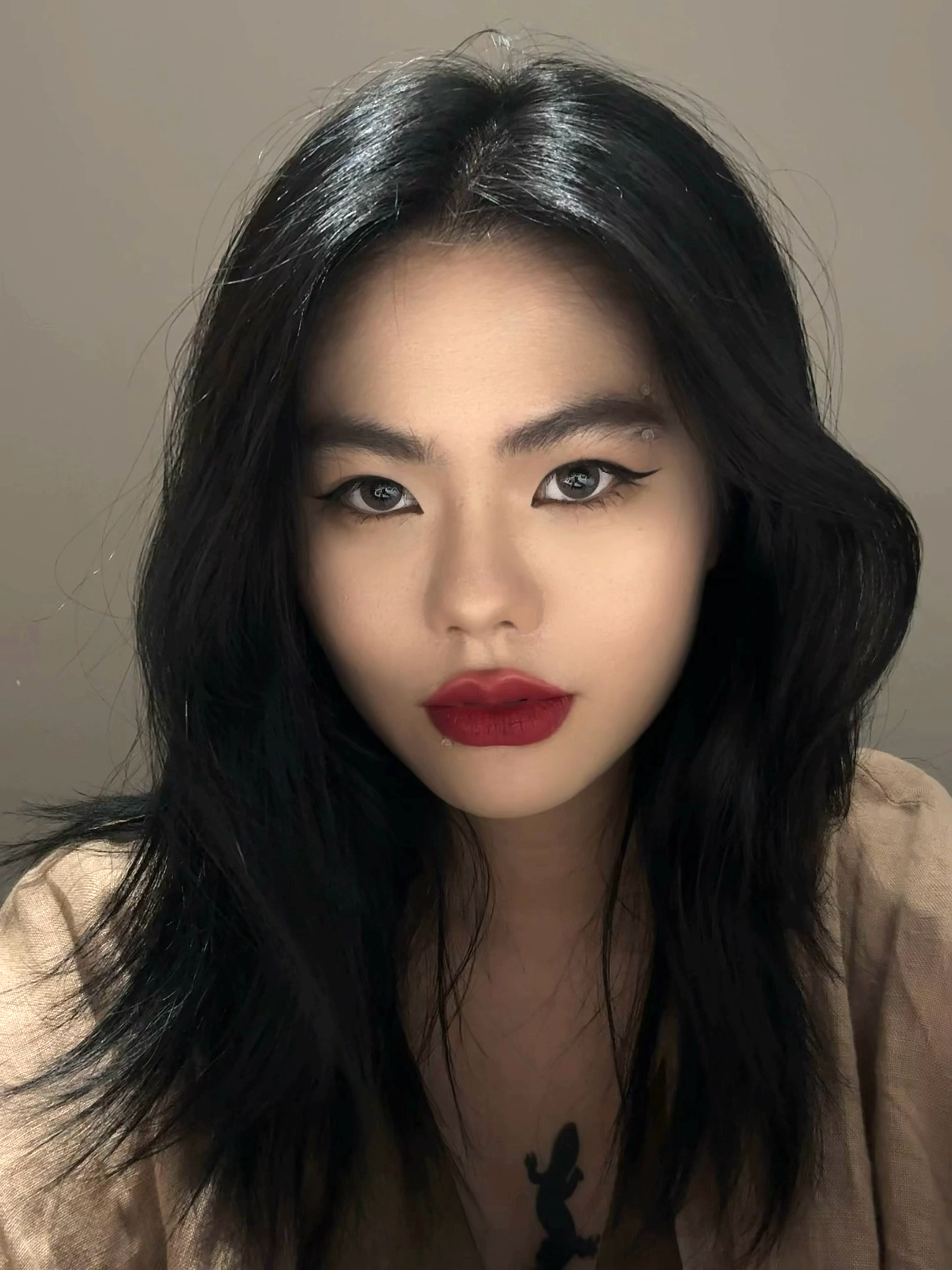 美成这样仇人见了得气死 ​​​