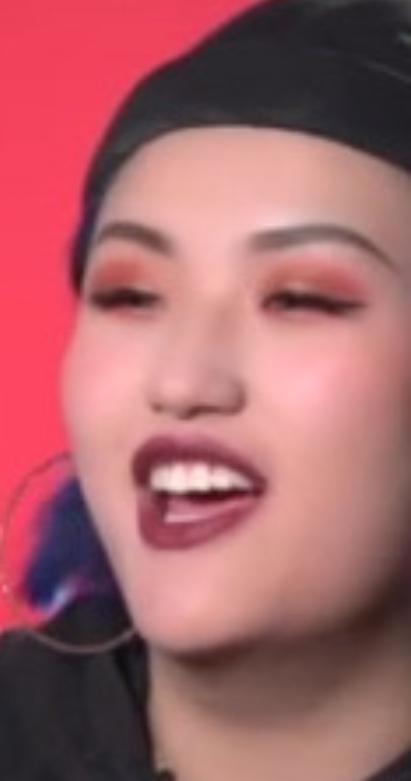 近日，千万粉丝网红“赤木刚宪”晒出近照，透露自己瘦了70斤，引发全网轰动。
赤木