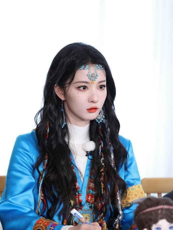 王楚然一个没收住的表情，收视直接飙到年度最高。
这事儿不是明星表情管理翻车那么简