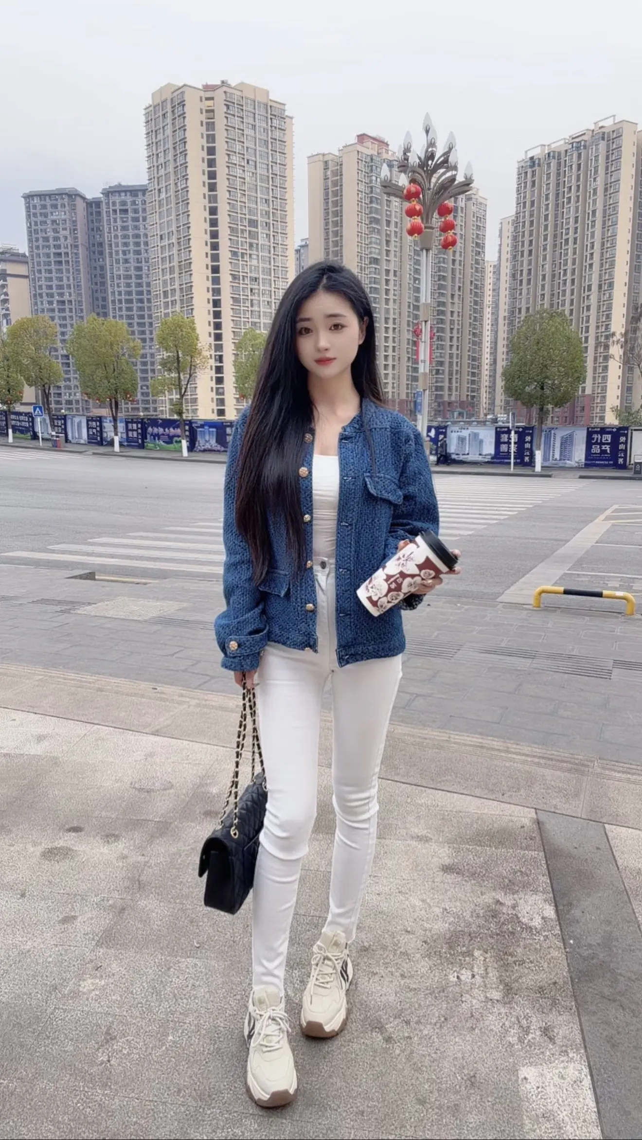 奶茶一杯快乐加倍