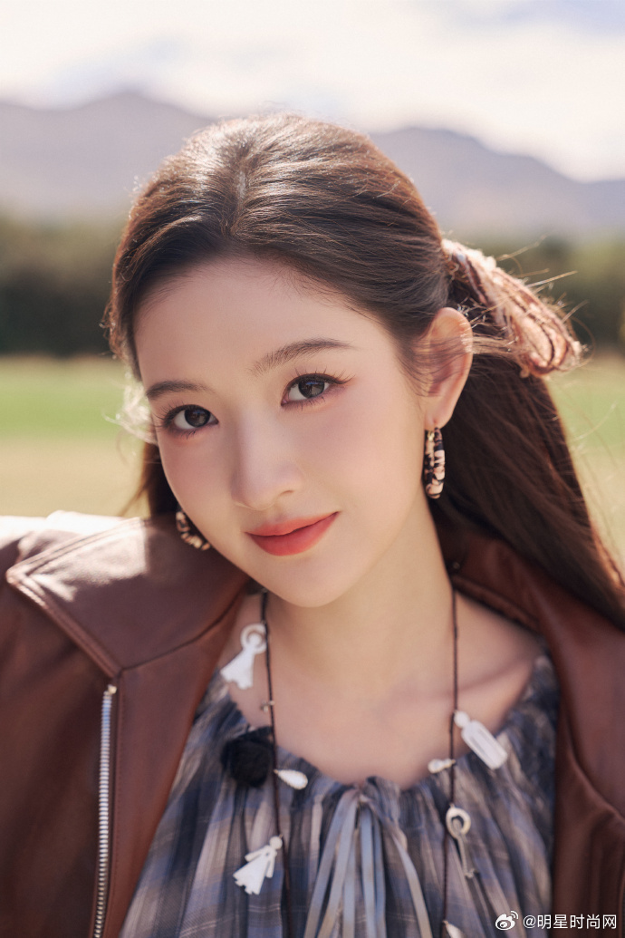 王玉雯在综艺里演爽了王玉雯跟四位哥哥即兴表演 绝对带给大家眼前一亮，说实话王玉雯