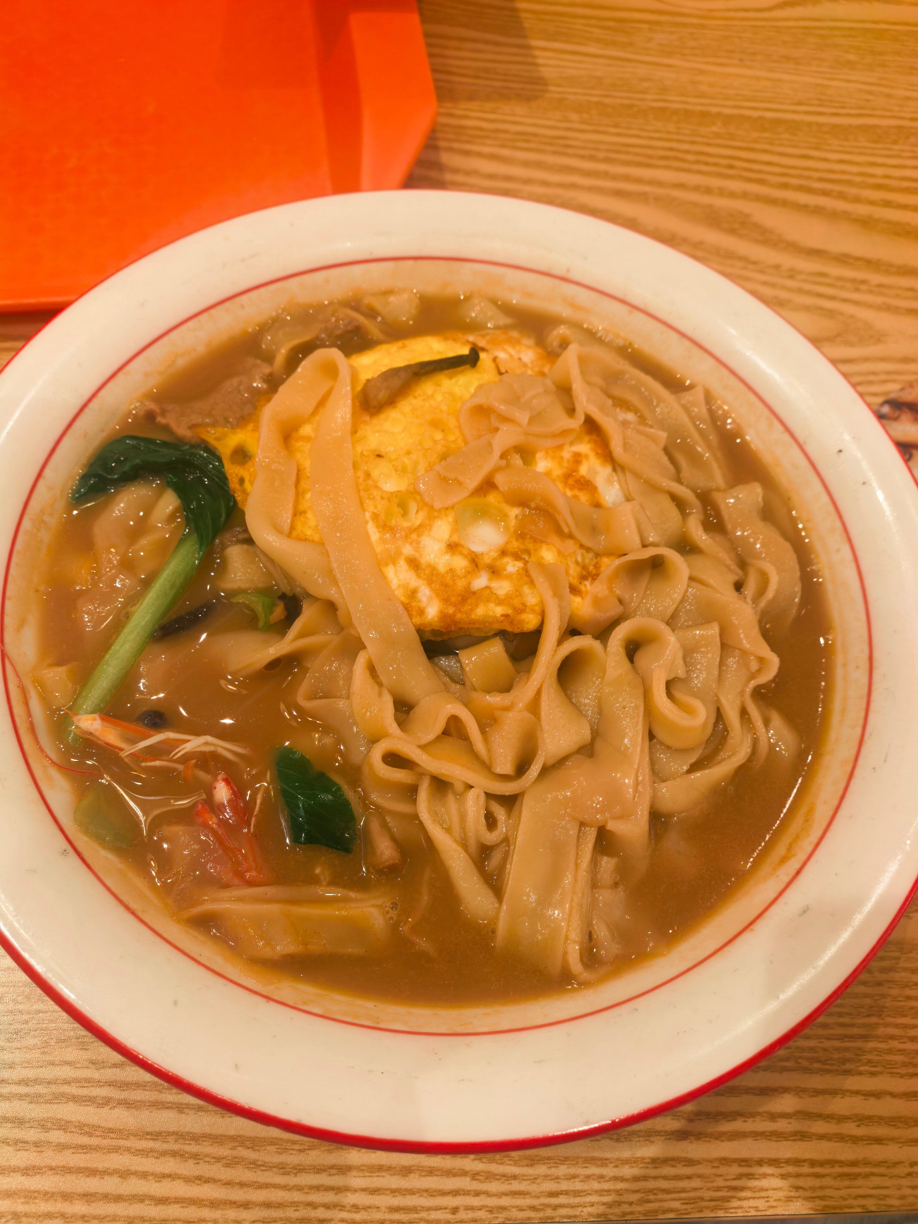 钟爱这家海鲜蛋燕面