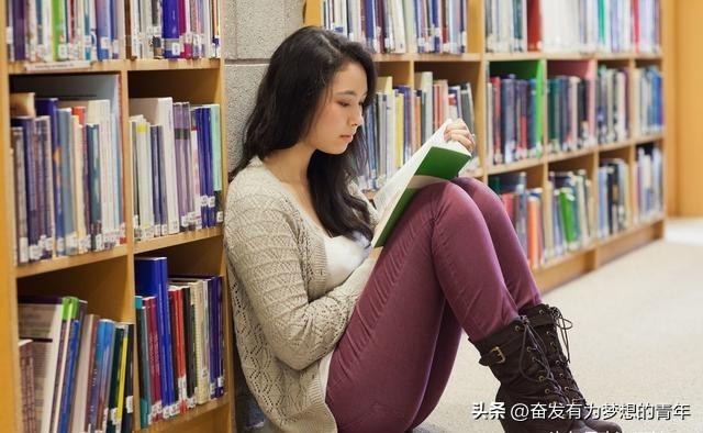 如果你没有上大学，再加上家庭条件不好，那你在社会中直接就是最底层，就算学技术，也