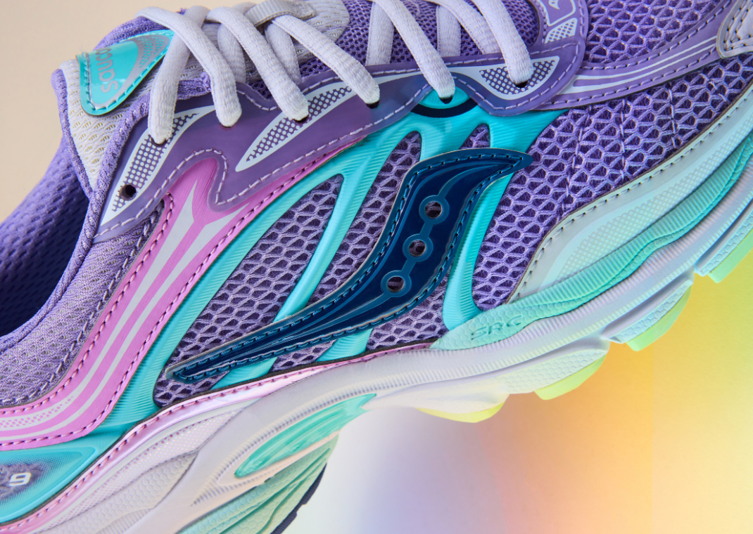 Saucony「Prism Pack」索康尼推出「Prism Pack」系列，以