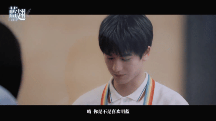 根本找不到蓝翅这个二创的退出键👀👀聪明的剧组已经在给田作之赫递本子了，二搭现