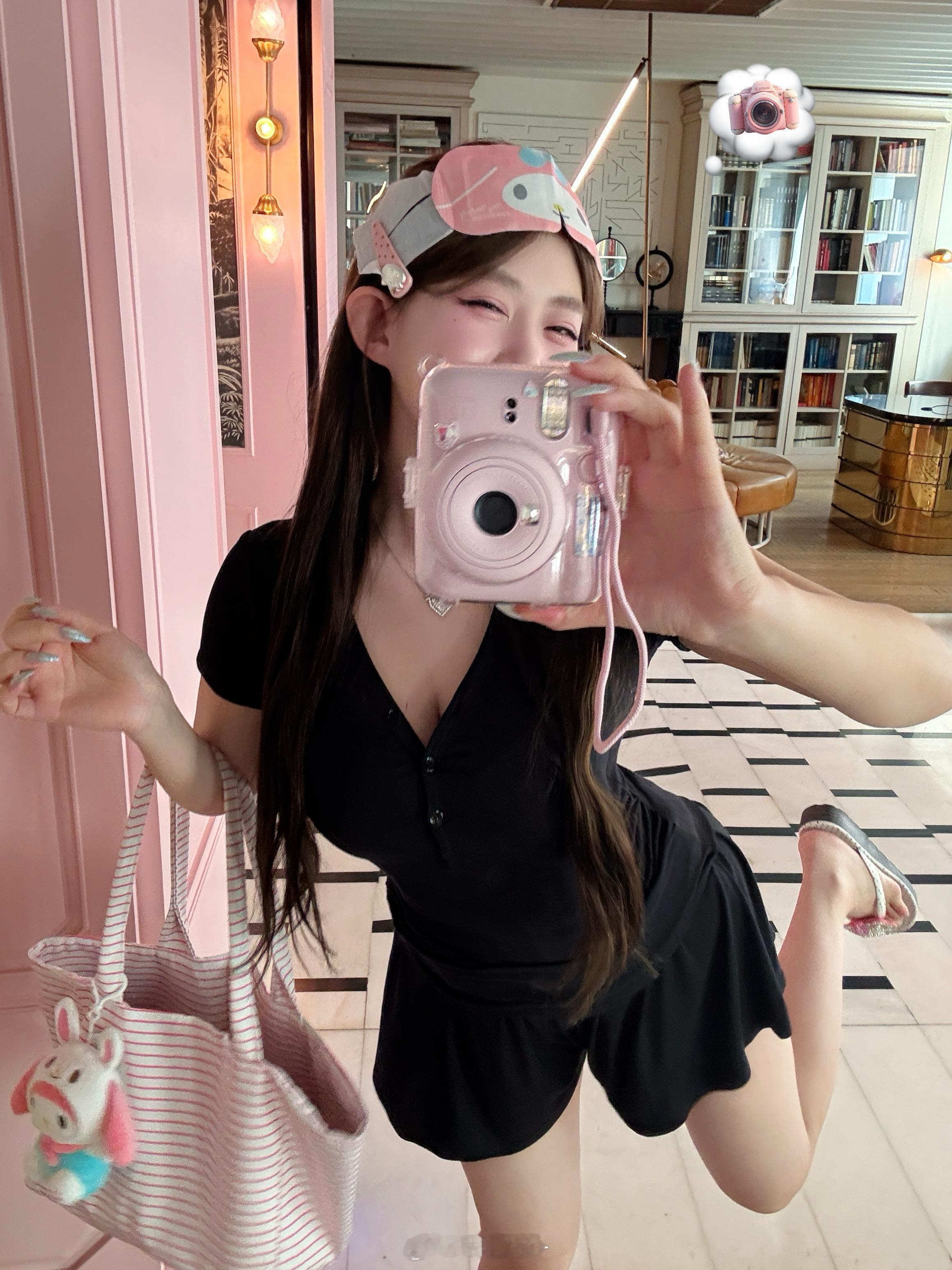 💝‧⁺˖𝐥𝐨𝐯𝐞 𝐦𝐞𝐞𝐞📸𓂂˳⁺⁎˚【V密私服睡衣套装】