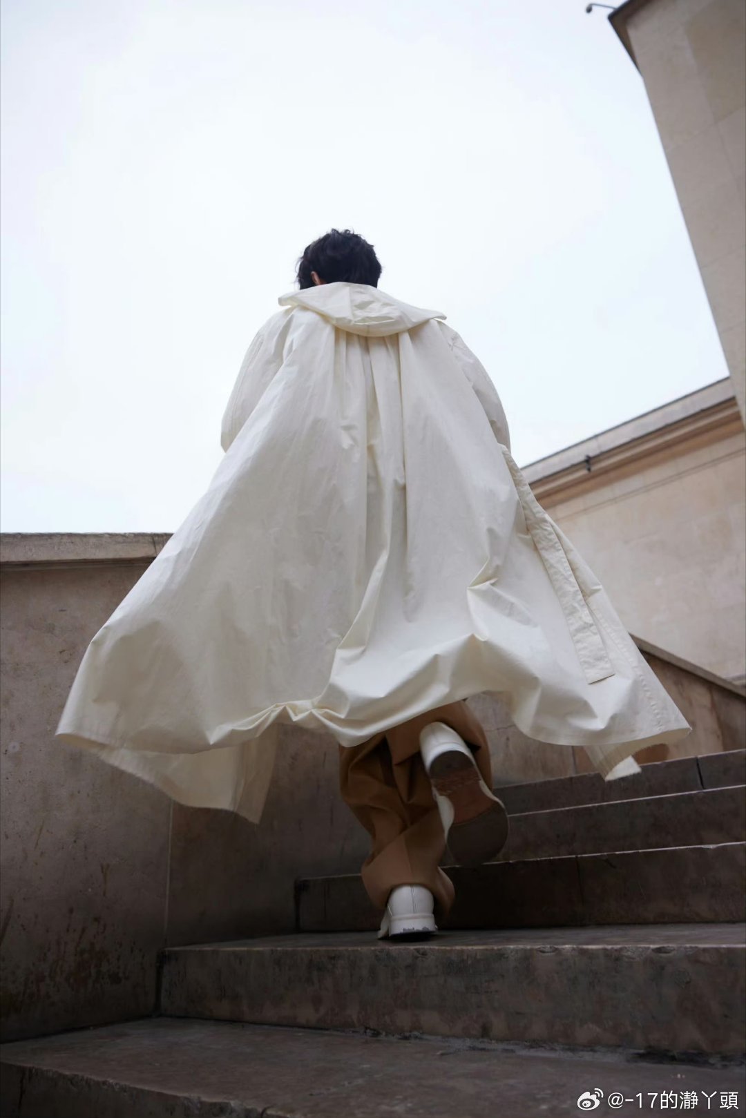 N成毅长安二十四计cy成毅谢淮安成毅，你是远方的风景，我是游走的旅人，我翻山越岭