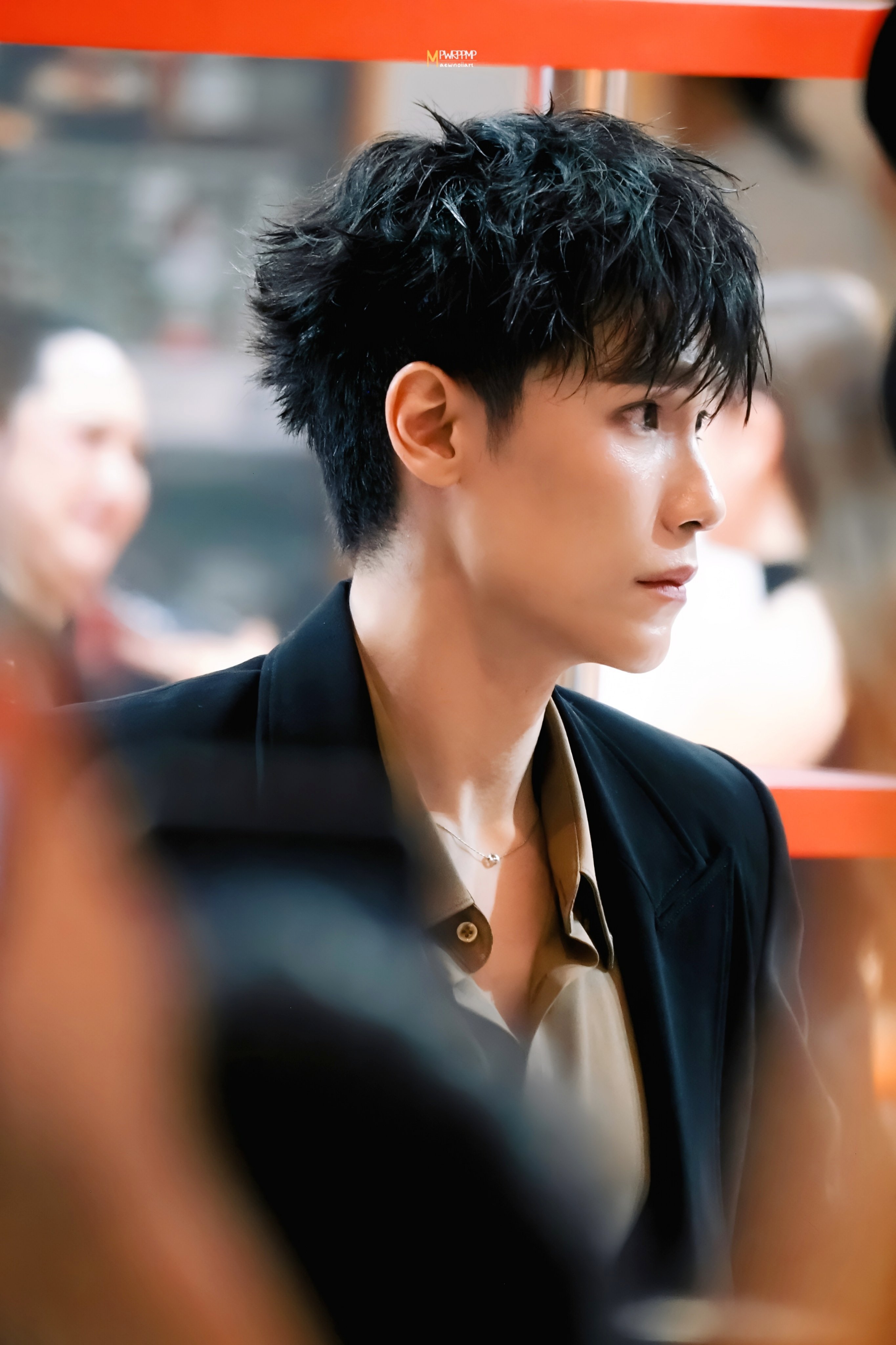 天呐～Daddy风搭配小卷毛和无辜小狗眼～🥺 ​​​