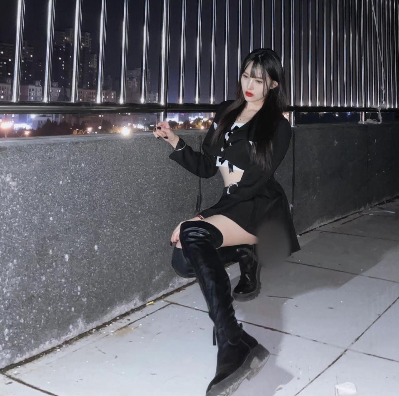 这些年呢 你怎么总是想打着左灯右转