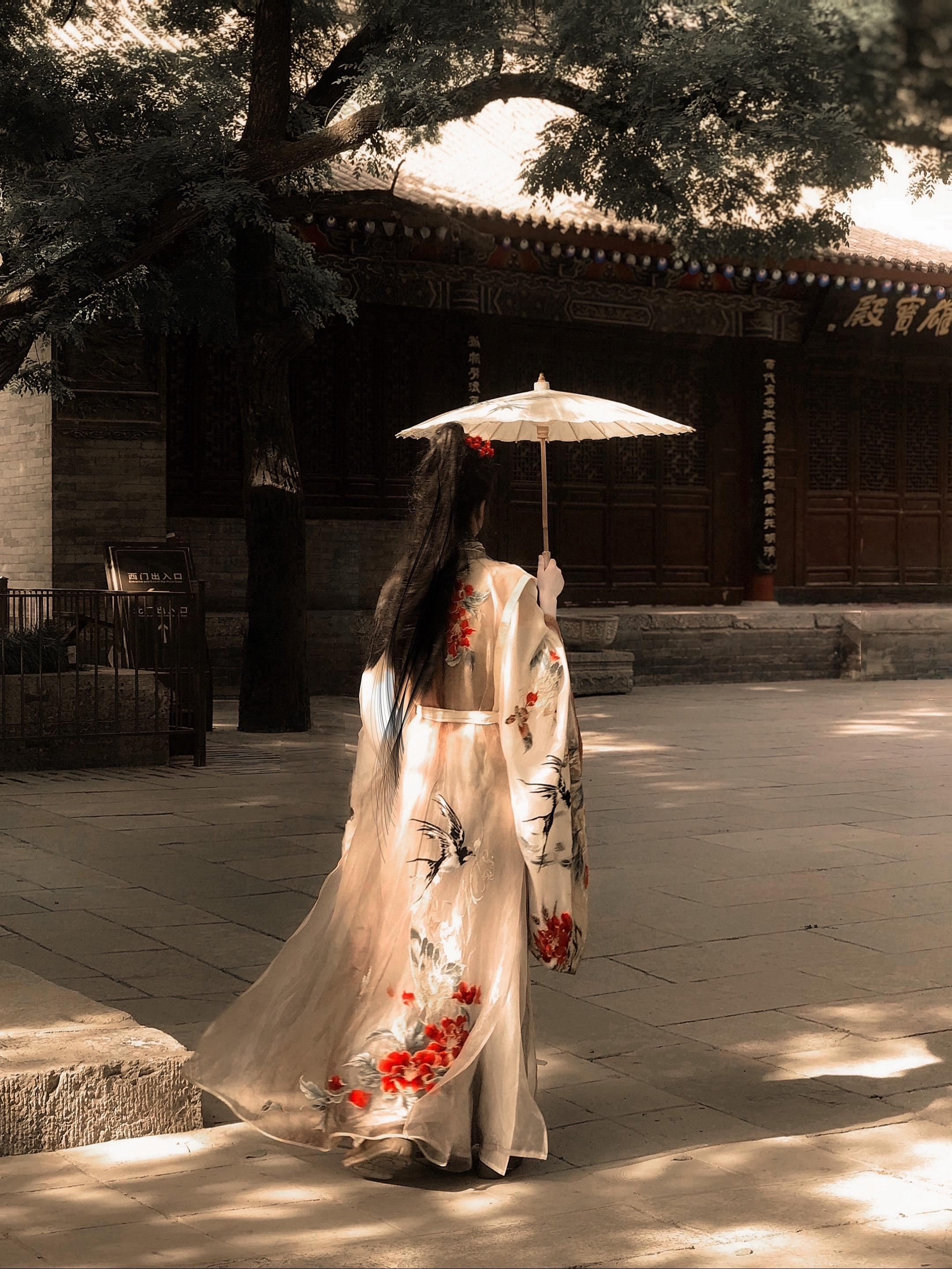 “梦醒后……”国风服饰有多美