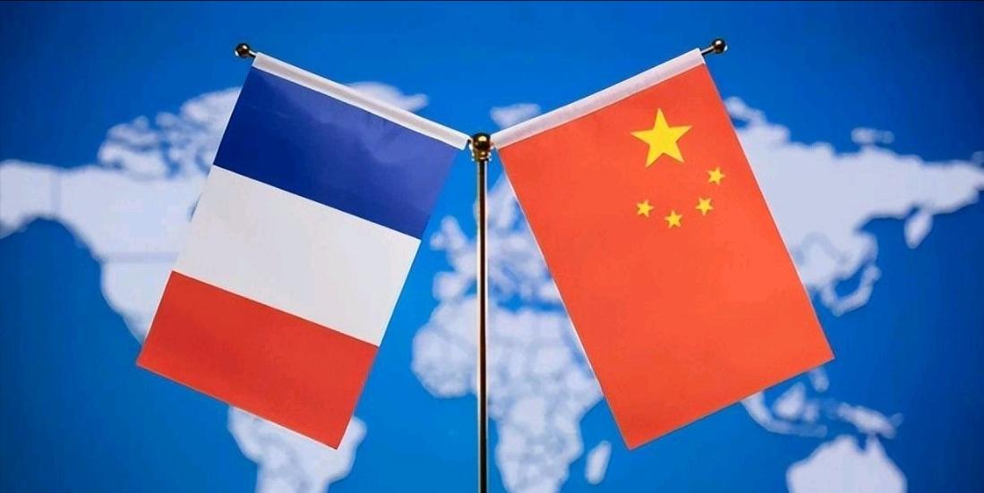 在马克龙访华结束之际，一位法国专家很忧伤的表示，中国越来越成为一个让人羡慕的国家