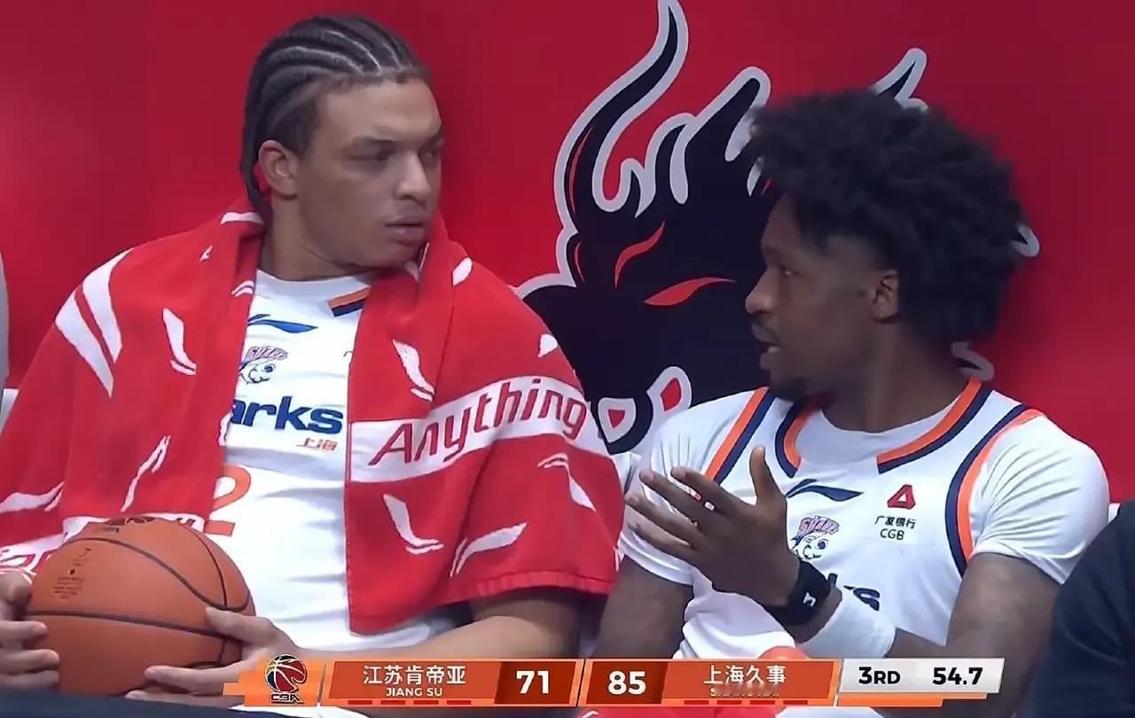 目前强队最头疼的球队非上海队莫属。夏天的引援张镇麟崔小龙，外援又属于质量很高的那