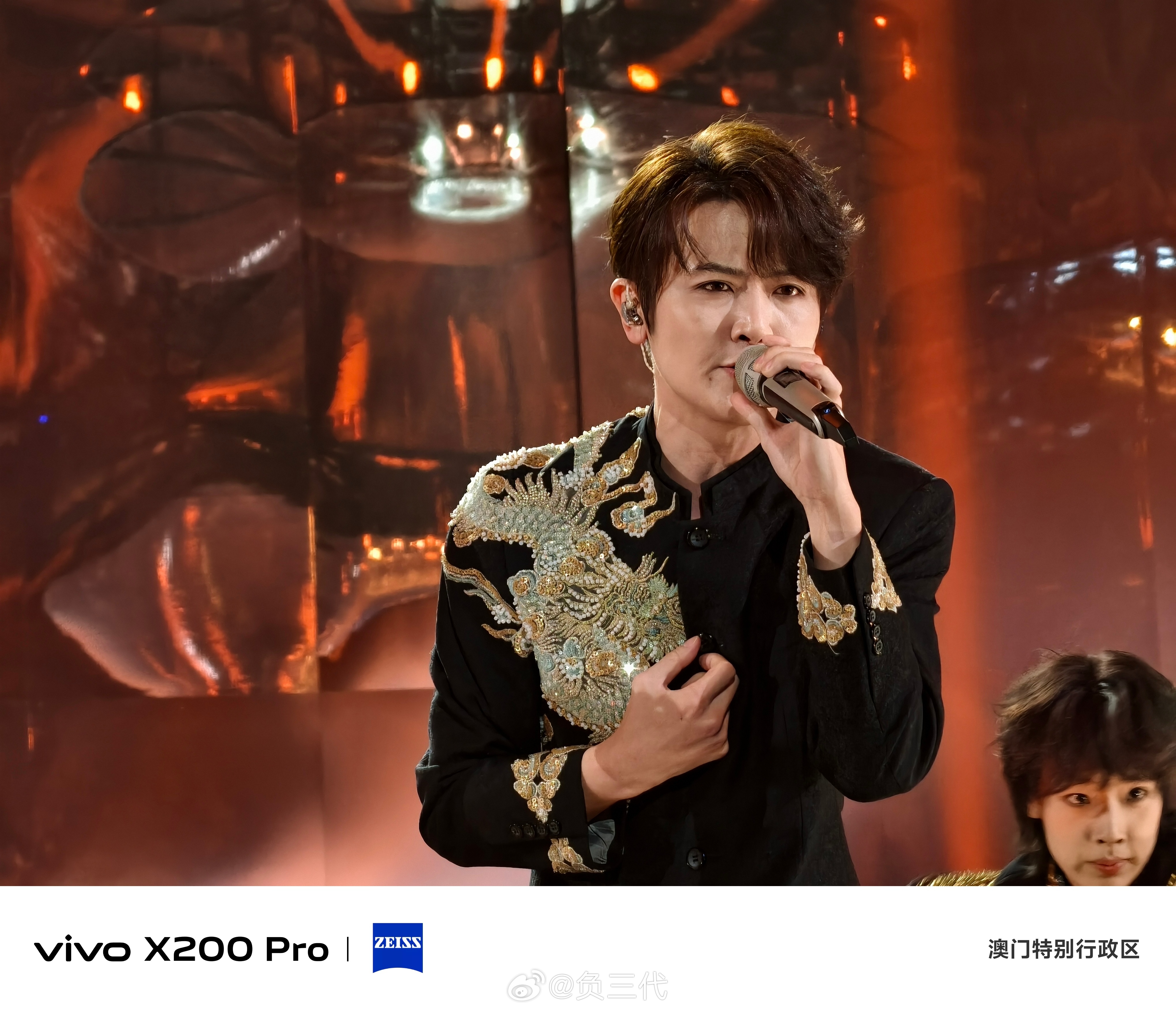 如何用演唱会神器拍跨年大片 今晚跨年，vivo还与江苏卫视梦幻联动，现场很多清晰
