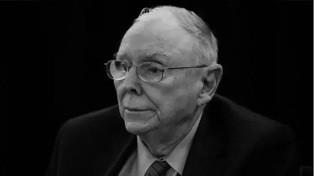 #做早饭时想#【美国的老人经济】 这些年眼见着美国的实力在衰落。其中我认为最明显