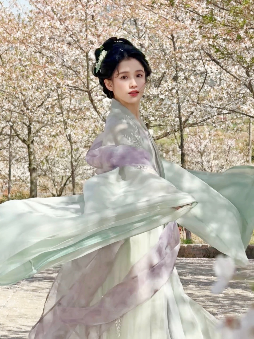 #张婧仪好仙# ​#张婧仪春樱仙子# ​​​好惊艳啊 ​​​