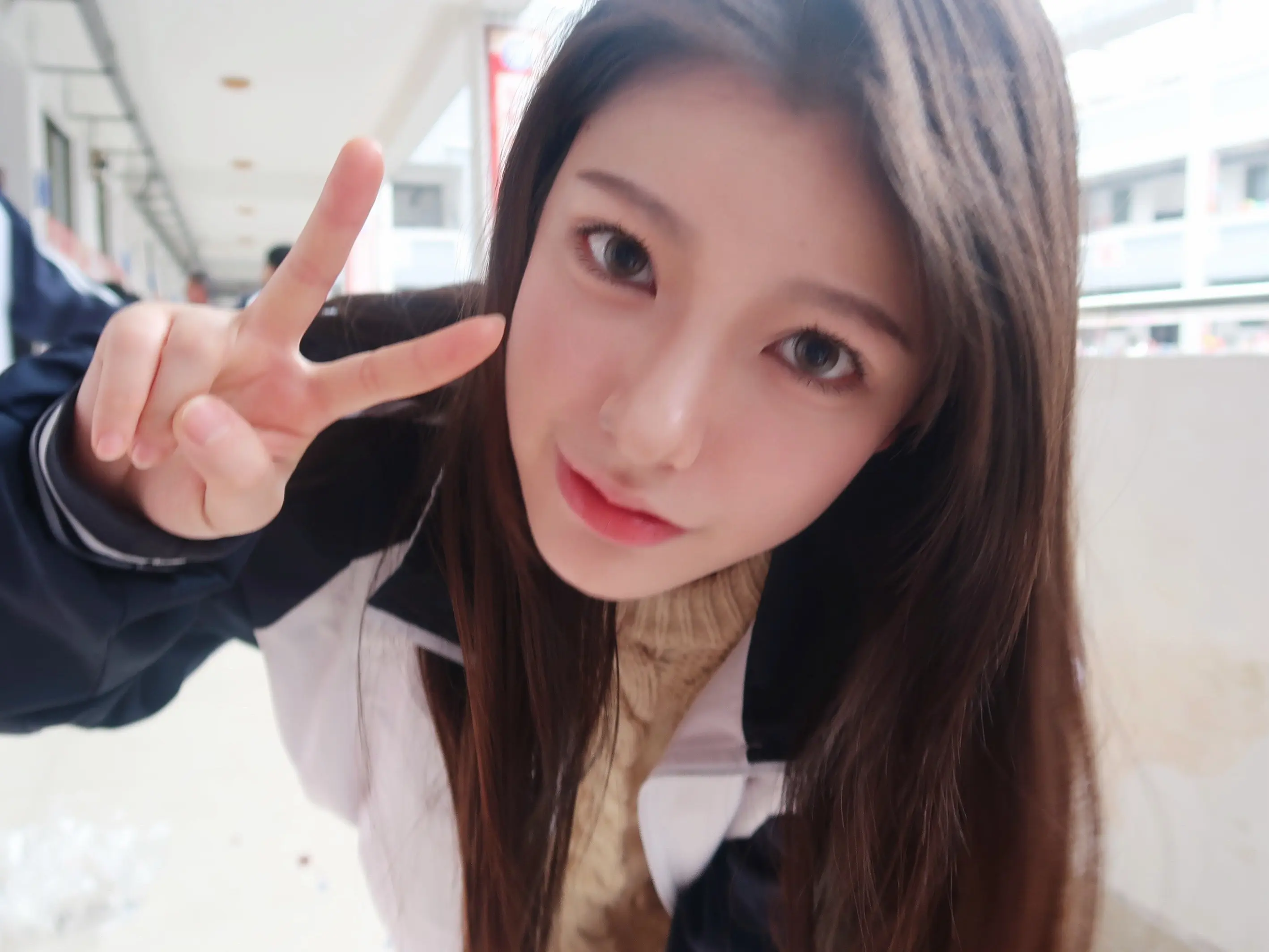我的少女时代是在赞美中度过的。好怀念高中时光