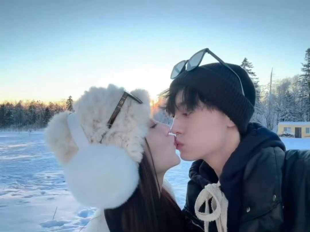 田栩宁九成美接吻视频 这场瓜看得人眼花缭乱，一边是九成美放出接吻视频+大量亲密L