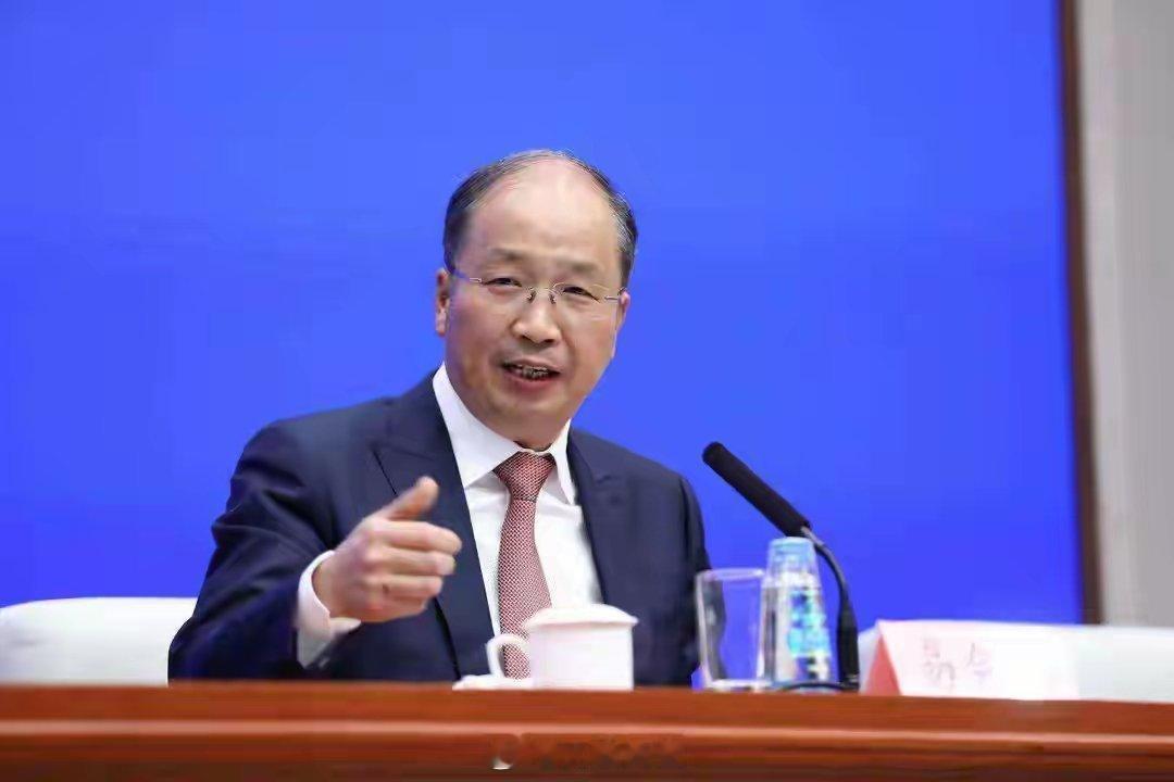 易会满这次会不会被判坐牢呢？我是真的很好奇！！根据豆包的整理，截至2025年9月