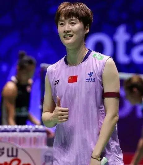 羽毛球世锦赛，半决赛对决出炉；

女单对决；
山口茜vs瓦尔达尼，16.20分开