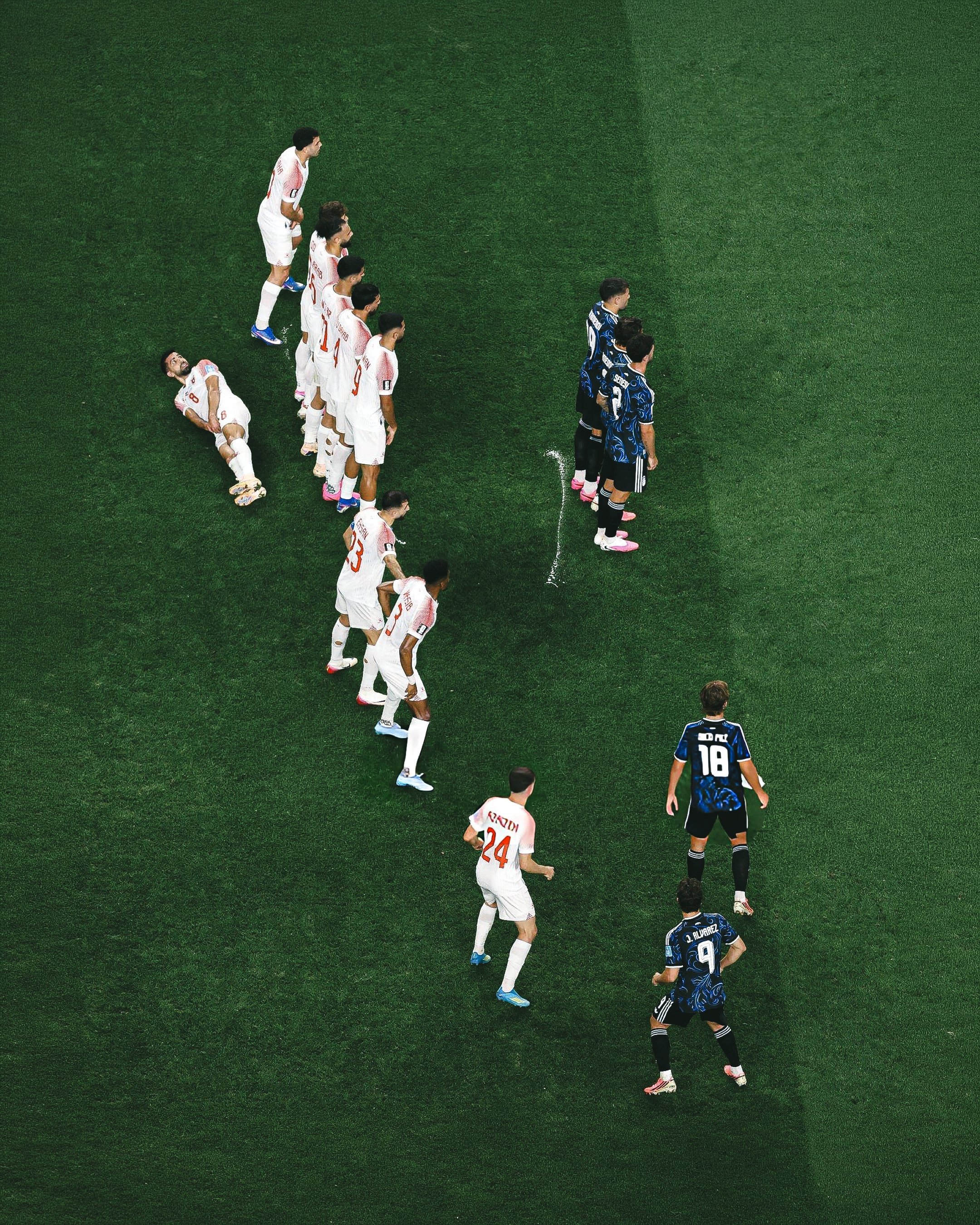 BootsCapture ' The Wall ' 